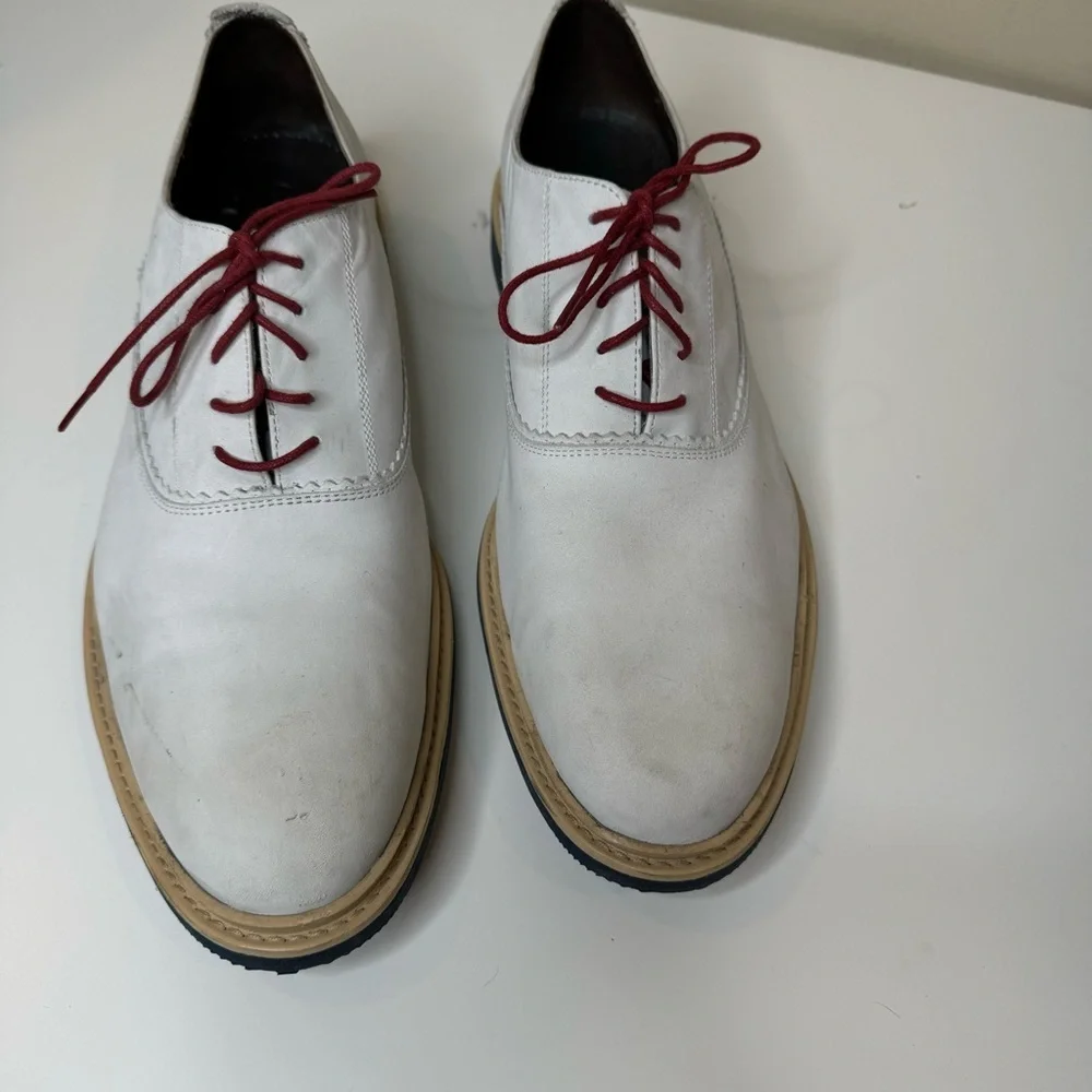 Cole Haan Oxford’s off white suede with red lace size 13